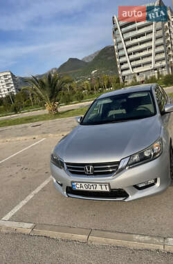 Седан Honda Accord 2013 в Черкассах