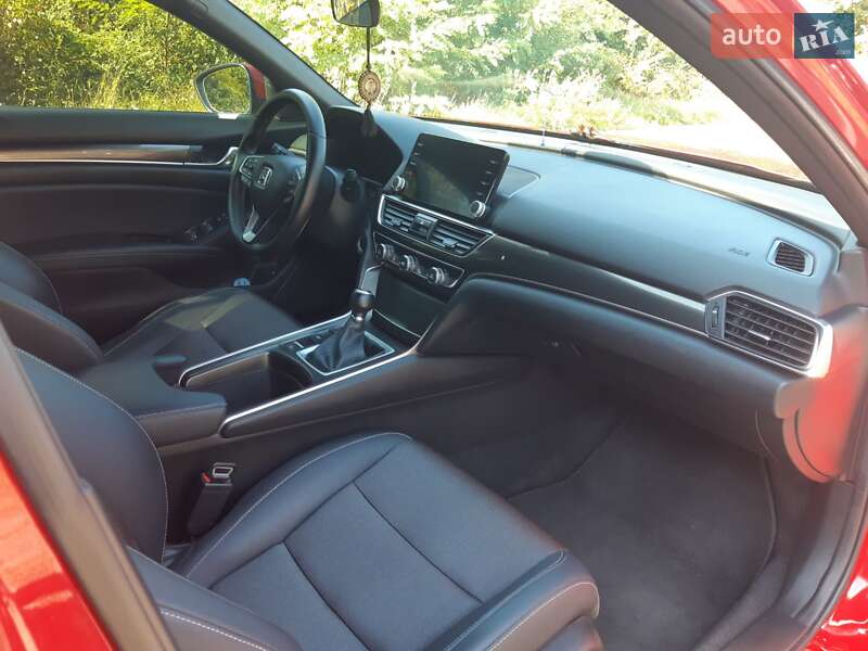 Седан Honda Accord 2017 в 