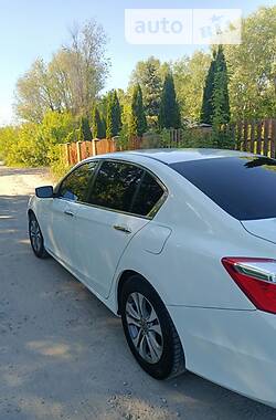 Седан Honda Accord 2014 в 