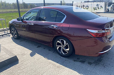 Седан Honda Accord 2015 в Львове