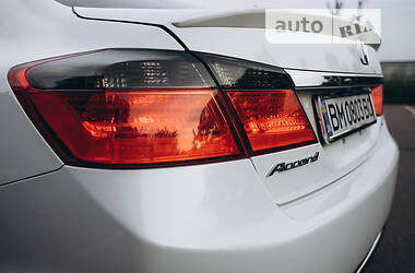 Седан Honda Accord 2013 в Сумах