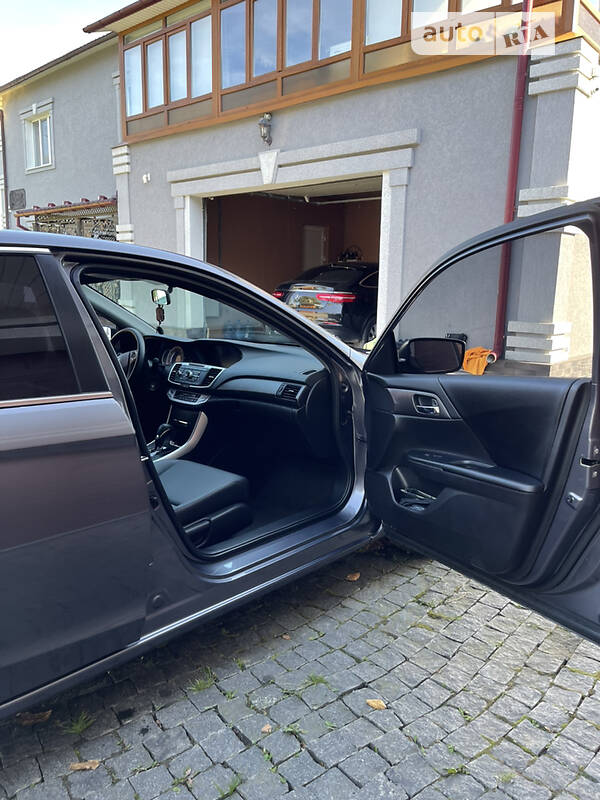 Седан Honda Accord 2015 в Чернівцях фото 14 Седан Honda Accord 2015 в Чернівцях