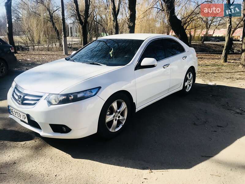 Седан Honda Accord 2012 в Кривому Розі