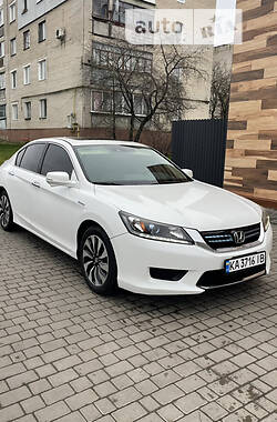 Седан Honda Accord 2014 в Володимир-Волинському