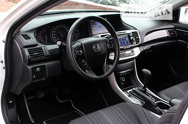 Купе Honda Accord 2013 в 