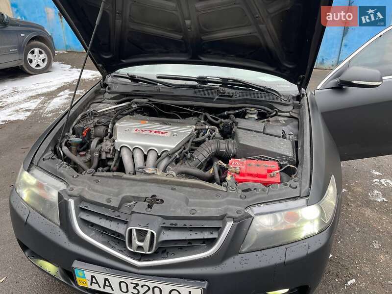 Седан Honda Accord 2005 в Киеве