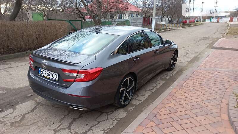 Седан Honda Accord 2018 в Николаеве