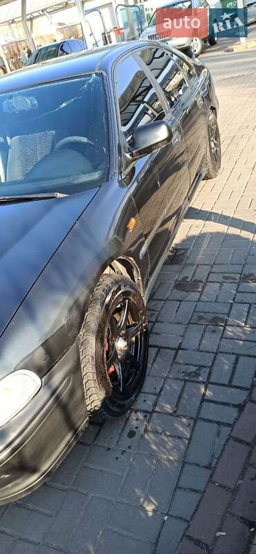 Седан Honda Accord 1995 в Киеве
