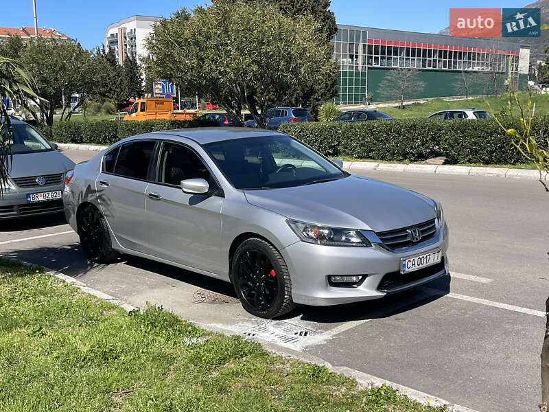 Седан Honda Accord 2013 в Черкассах