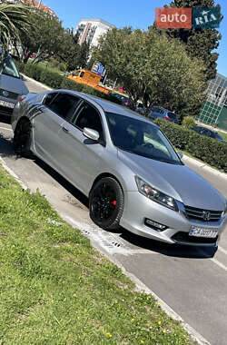 Седан Honda Accord 2013 в Черкассах