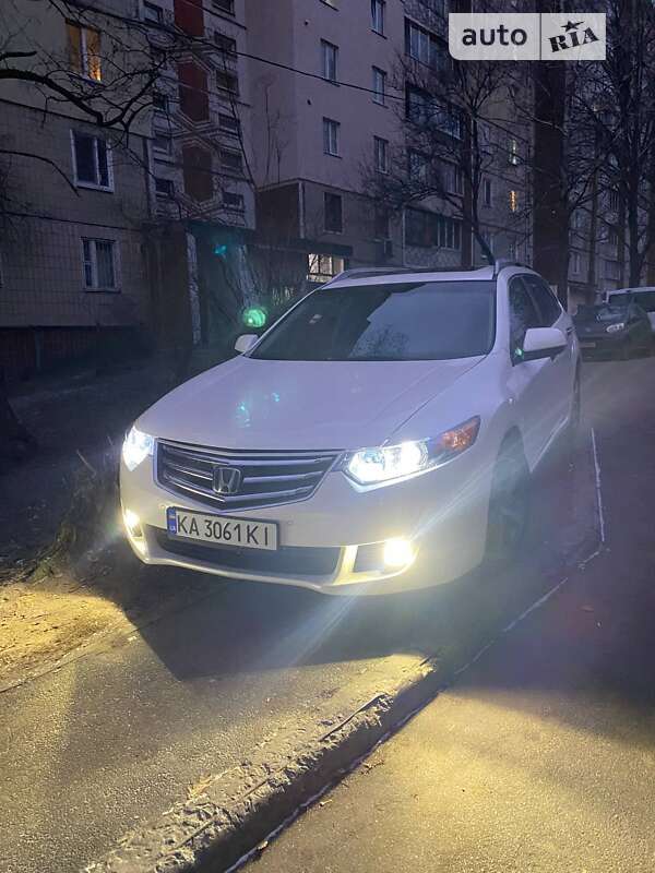 Универсал Honda Accord 2010 в Киеве