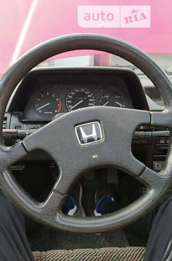 Седан Honda Accord 1988 в Лубнах