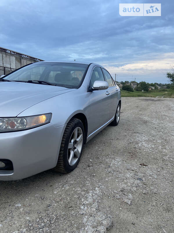 Honda Accord 2003