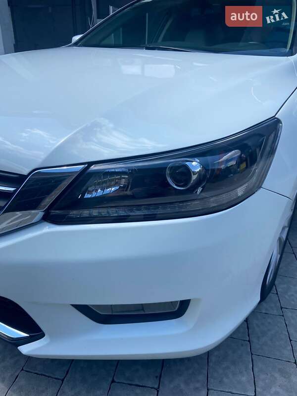 Седан Honda Accord 2014 в Шептицькому