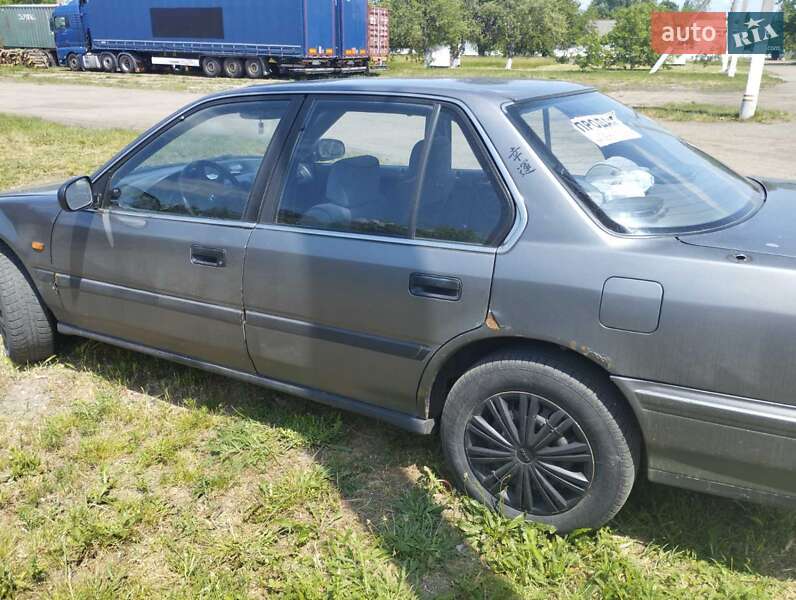 Седан Honda Accord 1989 в Подільську