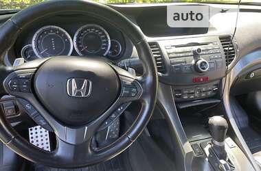 Седан Honda Accord 2011 в 