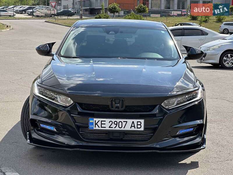 Седан Honda Accord 2019 в Кривом Роге