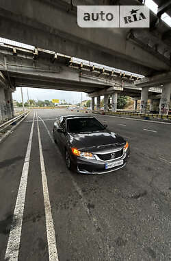 Купе Honda Accord 2013 в 