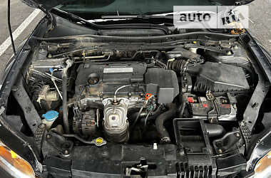 Купе Honda Accord 2013 в 
