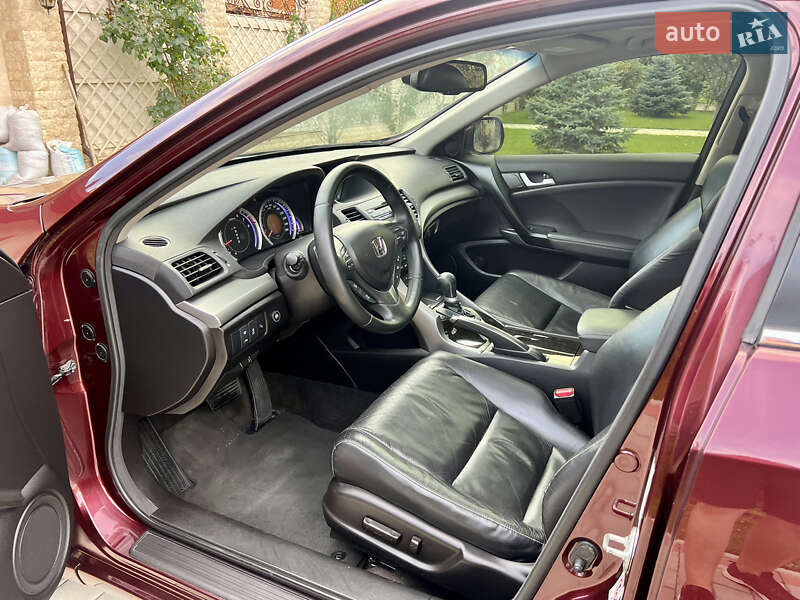 Седан Honda Accord 2011 в Одессе