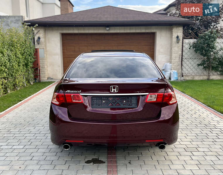 Седан Honda Accord 2011 в Одессе