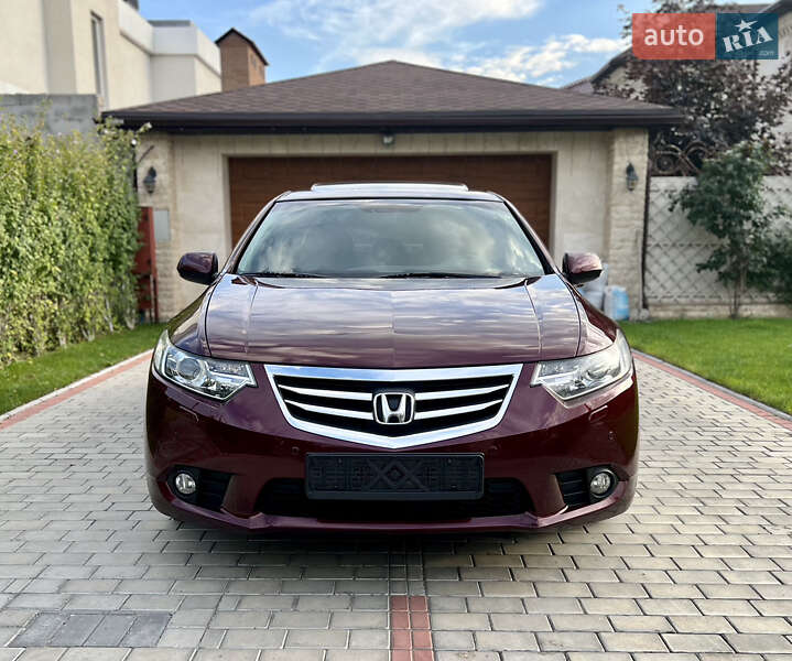 Седан Honda Accord 2011 в Одессе