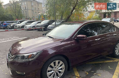Седан Honda Accord 2013 в Києві