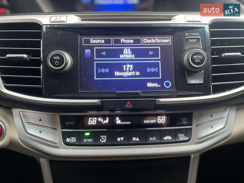 Седан Honda Accord 2013 в Києві