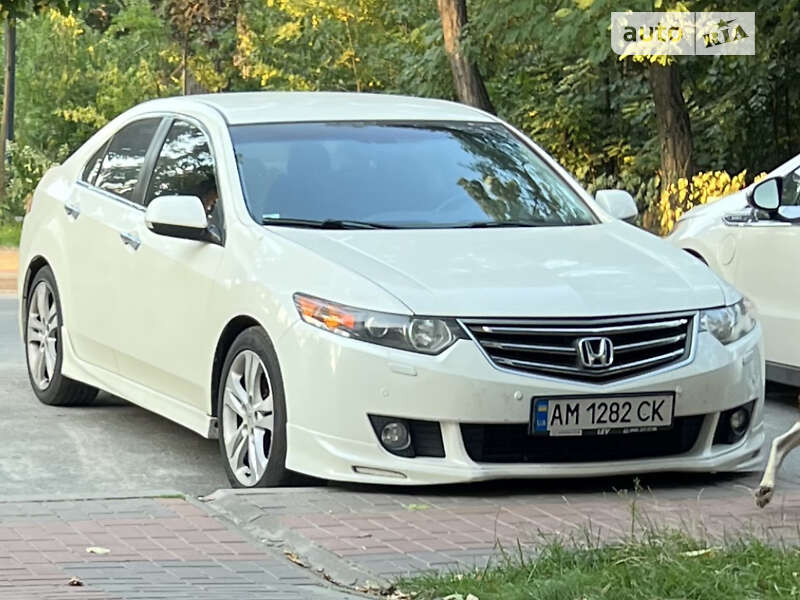 Седан Honda Accord 2008 в Киеве