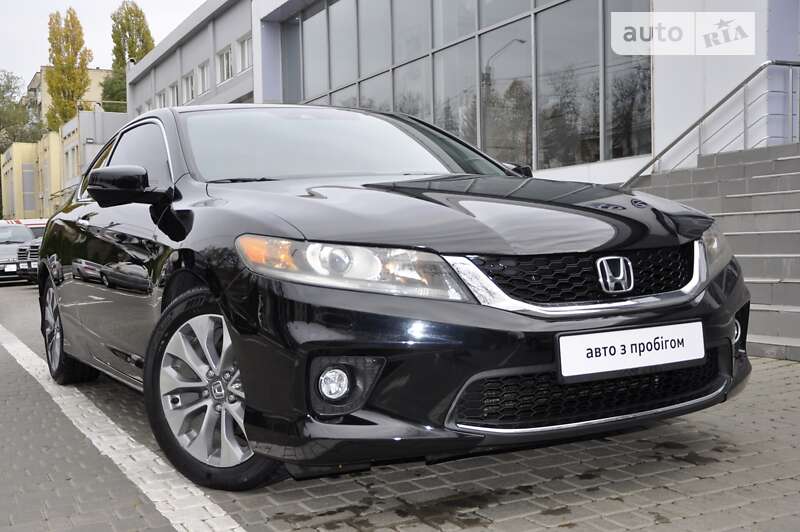 Купе Honda Accord 2015 в 