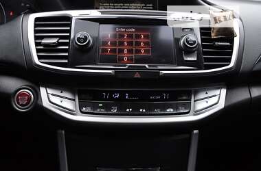 Купе Honda Accord 2015 в 