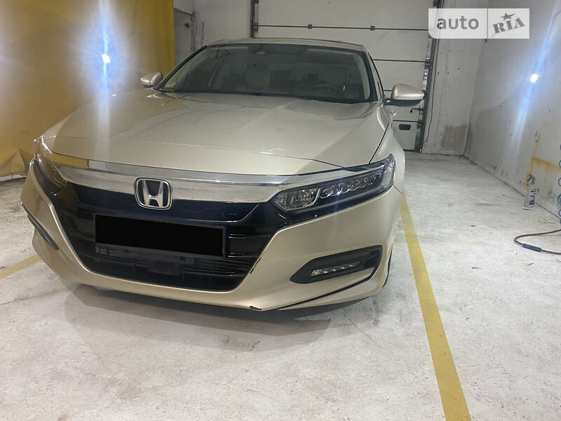 Седан Honda Accord 2019 в Києві