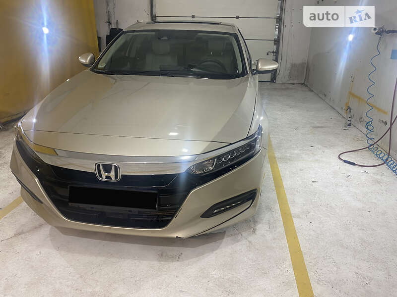 Седан Honda Accord 2019 в Києві