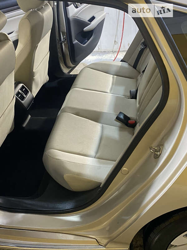 Седан Honda Accord 2019 в Києві