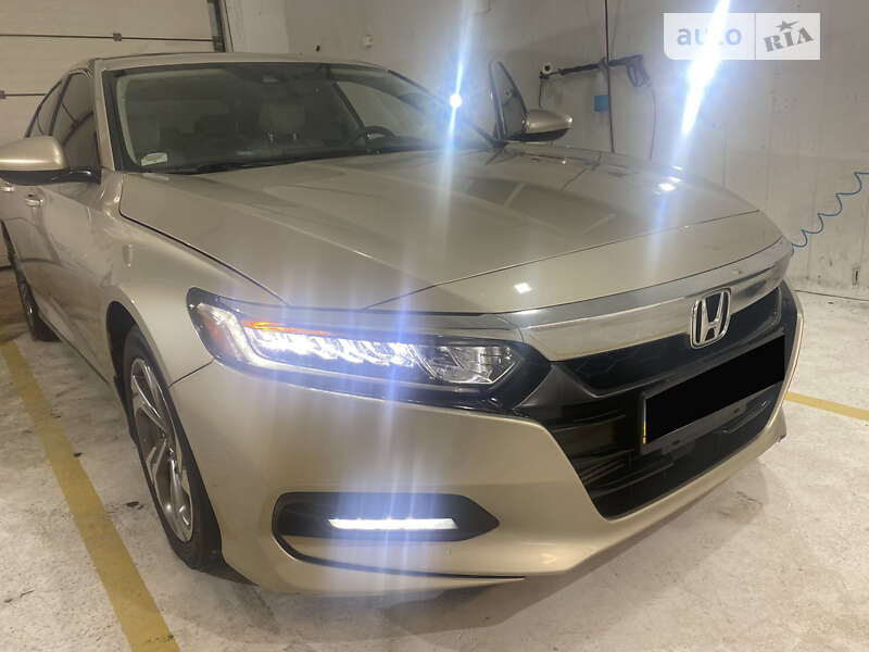 Седан Honda Accord 2019 в Києві