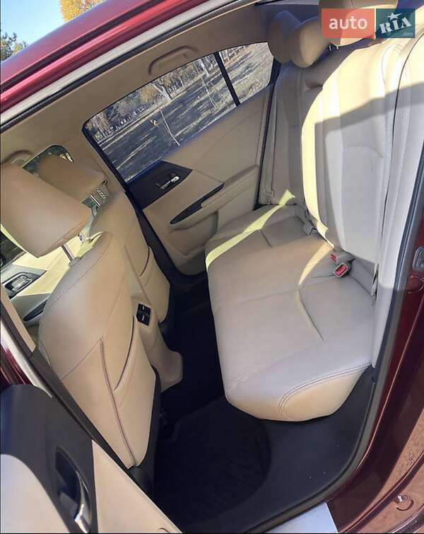 Седан Honda Accord 2013 в Каменском