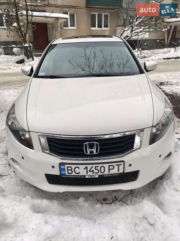 Седан Honda Accord 2010 в Львове
