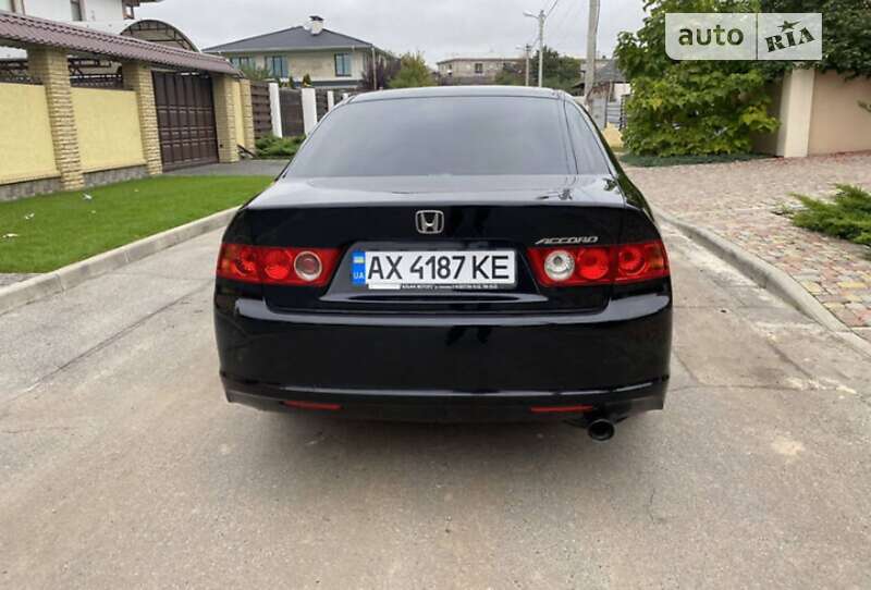 Седан Honda Accord 2006 в Львове