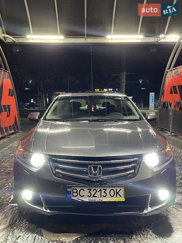 Седан Honda Accord 2008 в Львові