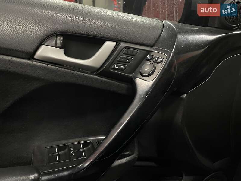 Седан Honda Accord 2008 в Львові