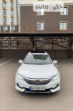 Седан Honda Accord 2015 в Одессе