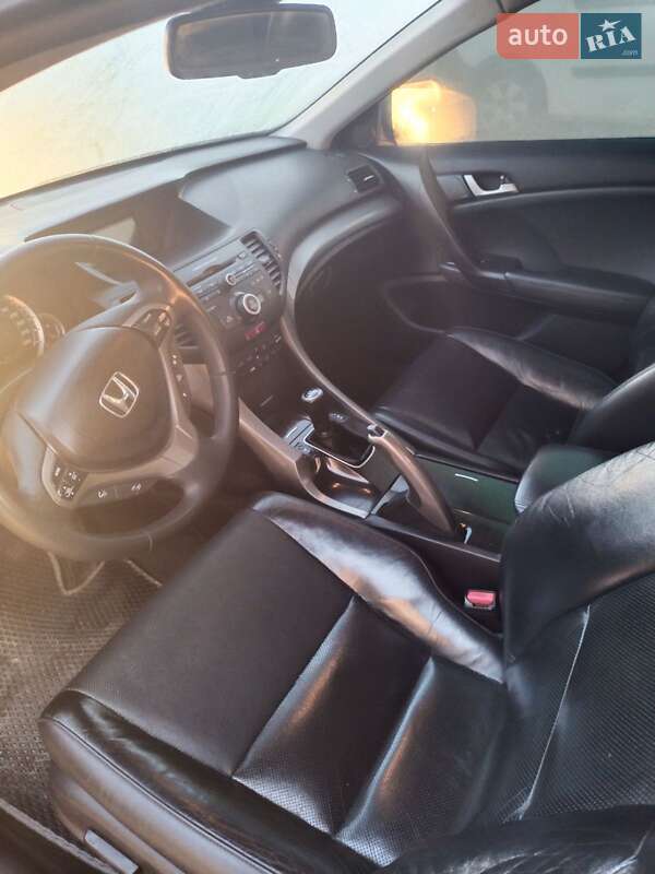 Седан Honda Accord 2008 в Житомире