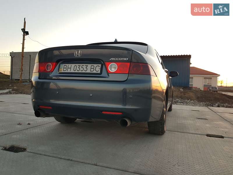 Седан Honda Accord 2004 в Одесі