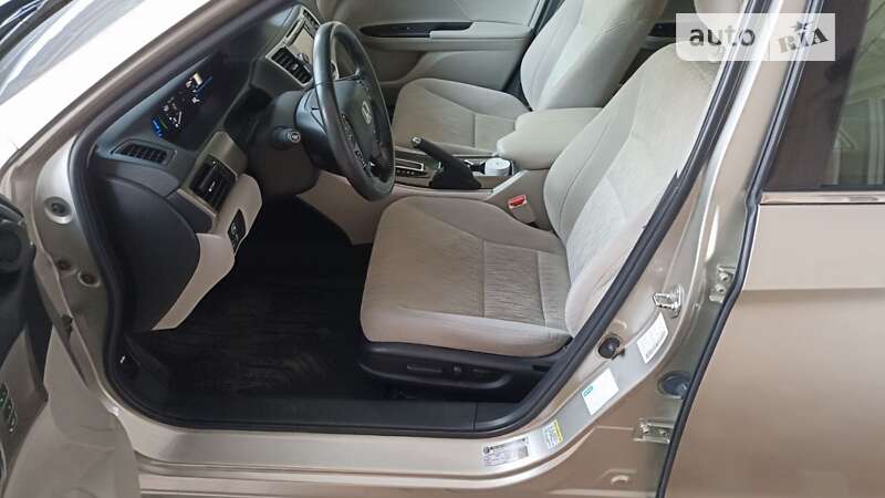 Седан Honda Accord 2014 в Умані