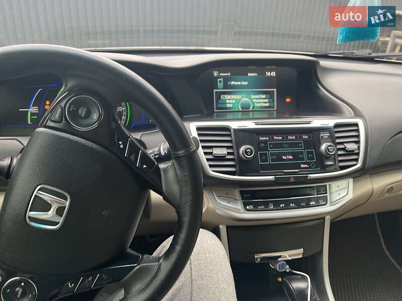 Седан Honda Accord 2014 в Львове