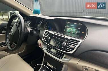 Седан Honda Accord 2014 в Львове