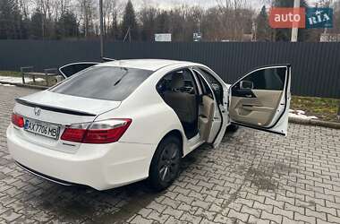 Седан Honda Accord 2014 в Львове