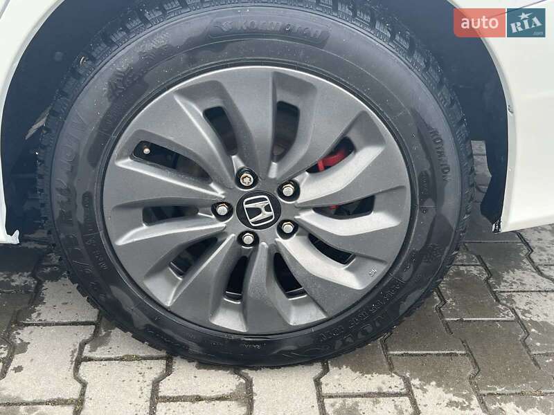 Седан Honda Accord 2014 в Львове