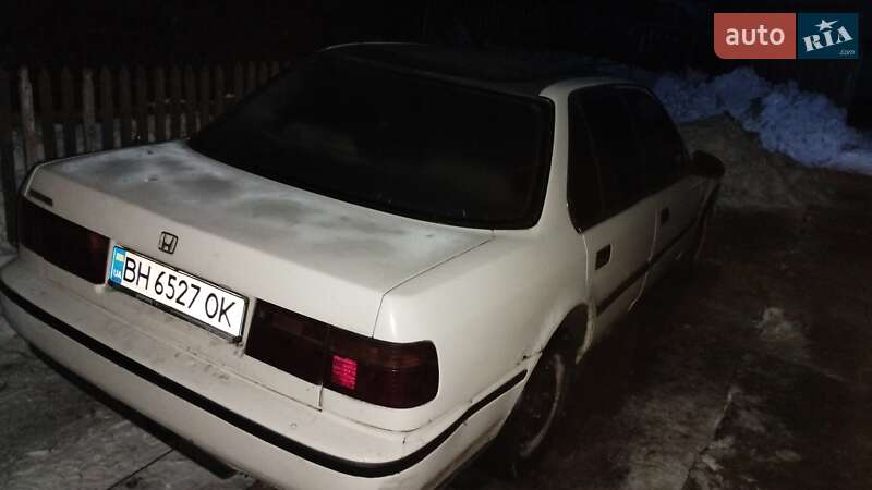 Седан Honda Accord 1993 в Кривом Озере