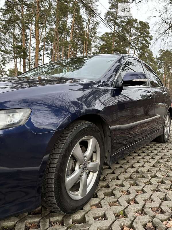 Седан Honda Accord 2006 в Бучі